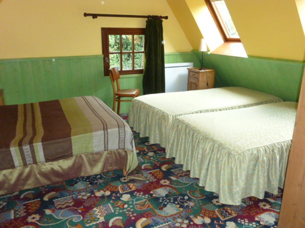 Les Granges Du Bout De La Ville Montville Kamer foto